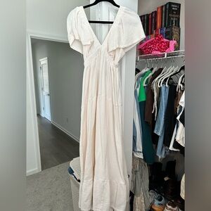 Light Cream Flutter Sleeve Maxi Dress - Unbranded